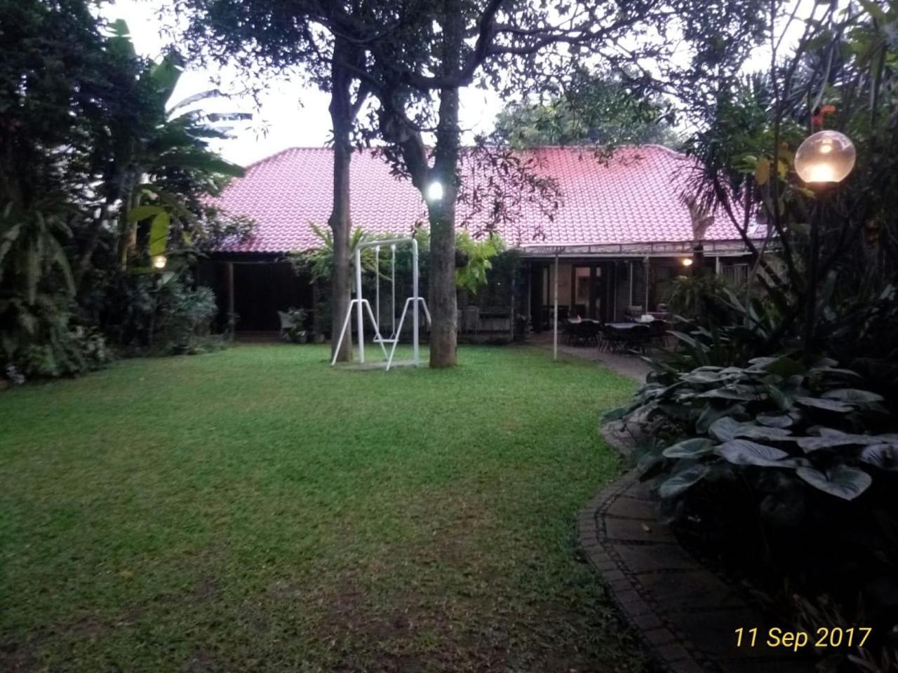 Casakhasa Jacarta Exterior foto